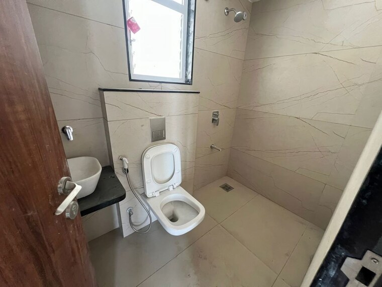 Bathroom, pristine-allure 2.5 Bedroom 860 Sq.Ft. Apartment In Kharadi Pune 10387687