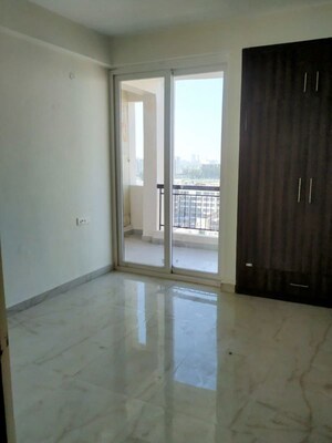 Room in 2 BHK Apartment at Altura Apartments, Ghazipur – for Sale
