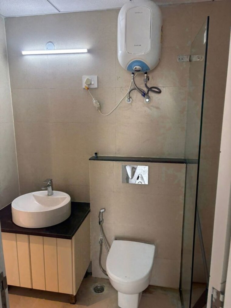 Bathroom, signature-global-city-63a 3 Bedroom 1470 Sq.Ft. Apartment In Sector 63a Gurgaon 10387707
