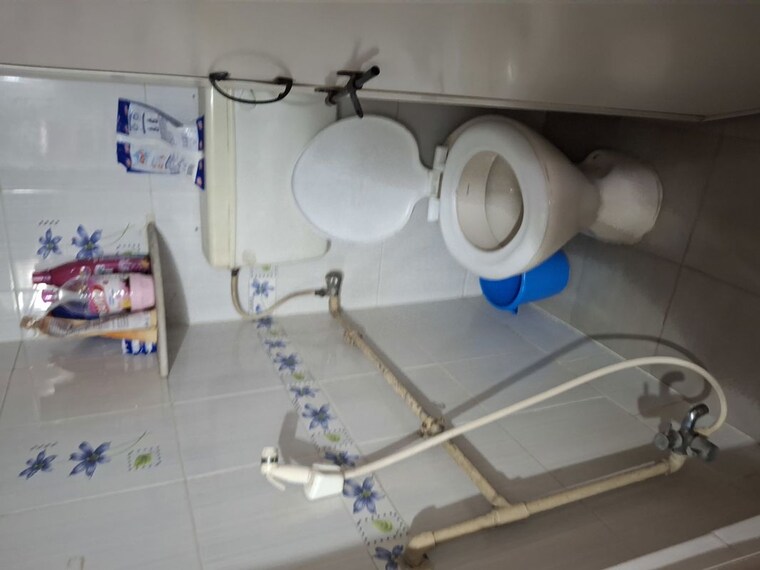 Bathroom, gharonda-housing 1 RK 300 Sq.Ft. Apartment In Ghansoli Navi Mumbai 10387725