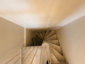 Staircase in 3 BHK Apartment at High Grounds – for Rent