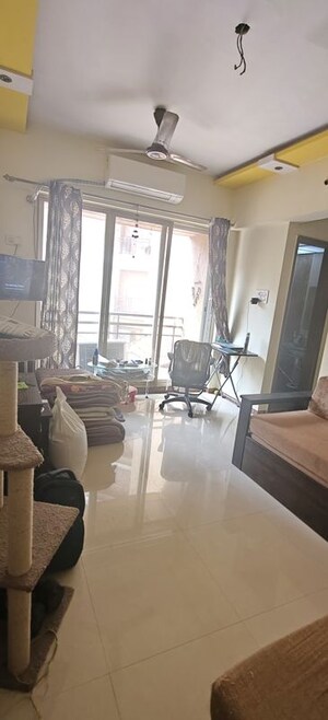 1 BHK Apartment For Rent in Malad West