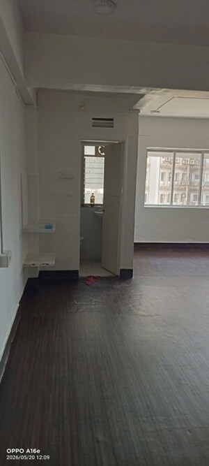 Room in  Office Space at Jolly Maker Chambers, Nariman Point – for Rent