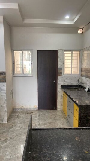 Room in 2 BHK Apartment at Civil Lines – for Rent