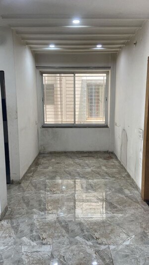Room in 2 BHK Apartment at Civil Lines – for Rent