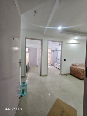 Room in  Builder Floor at Neb Sarai – for Rent
