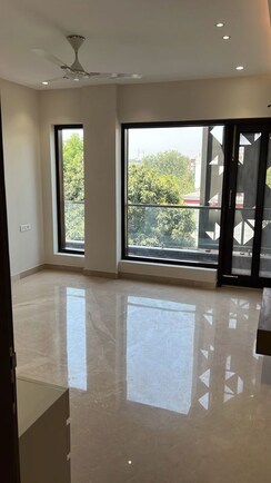3 BHK + Pooja Room,Extra Room Builder Floor For Rent in Anand Vihar