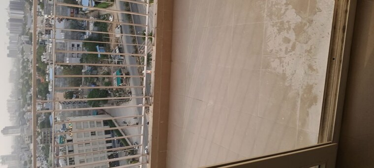 Balcony, gls-avenue-81 2.5 Bedroom 730 Sq.Ft. Apartment In Sector 81 Gurgaon 10387840