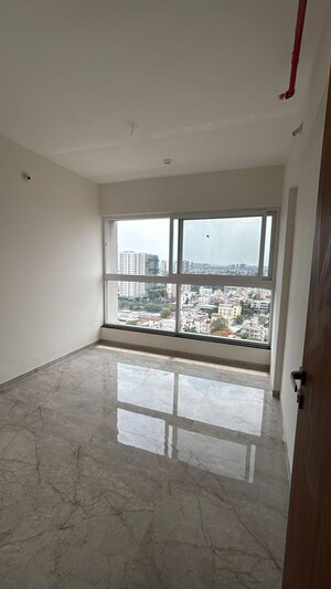 Room in 2 BHK Apartment at Majestique Marbella Phase 1, Kharadi – for Rent