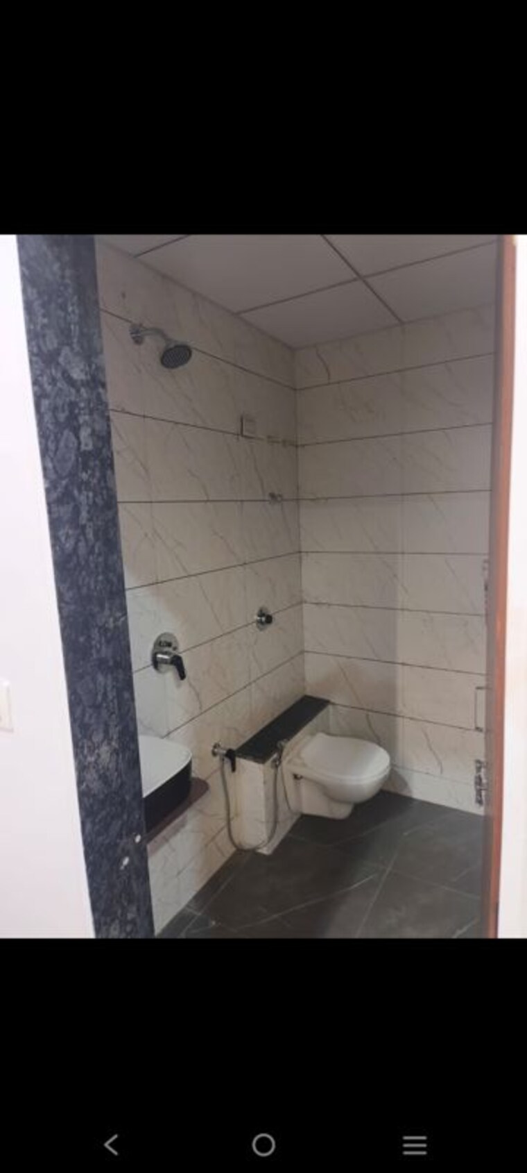 Bathroom, dharti-heaven 3 Bedroom 1500 Sq.Ft. Penthouse In New Ranip Ahmedabad 10387913