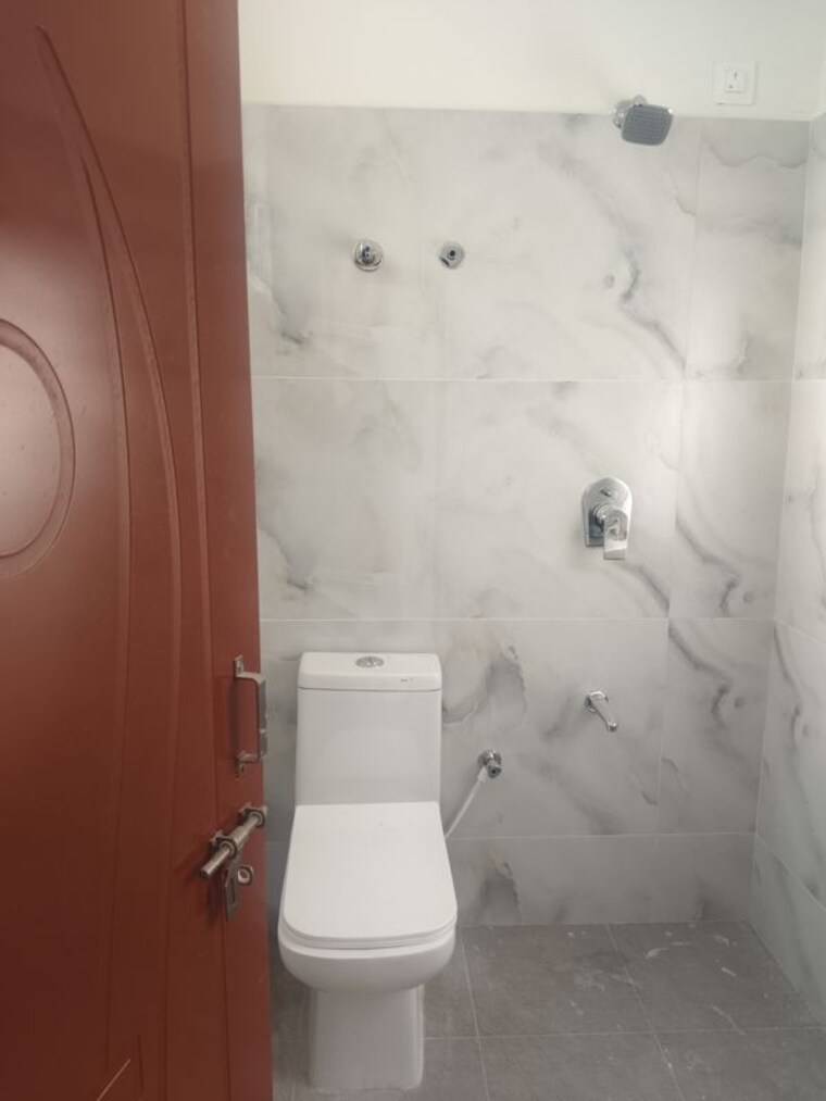 Bathroom, adithya-nilaya 2 Bedroom 850 Sq.Ft. Apartment In Kadubeesanahalli Bangalore 10387907