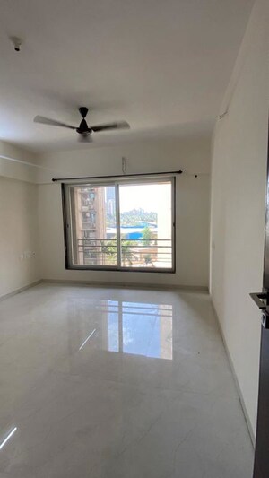 Room in 2 BHK Apartment at JPV Pratap Cress, Malad West – for Sale