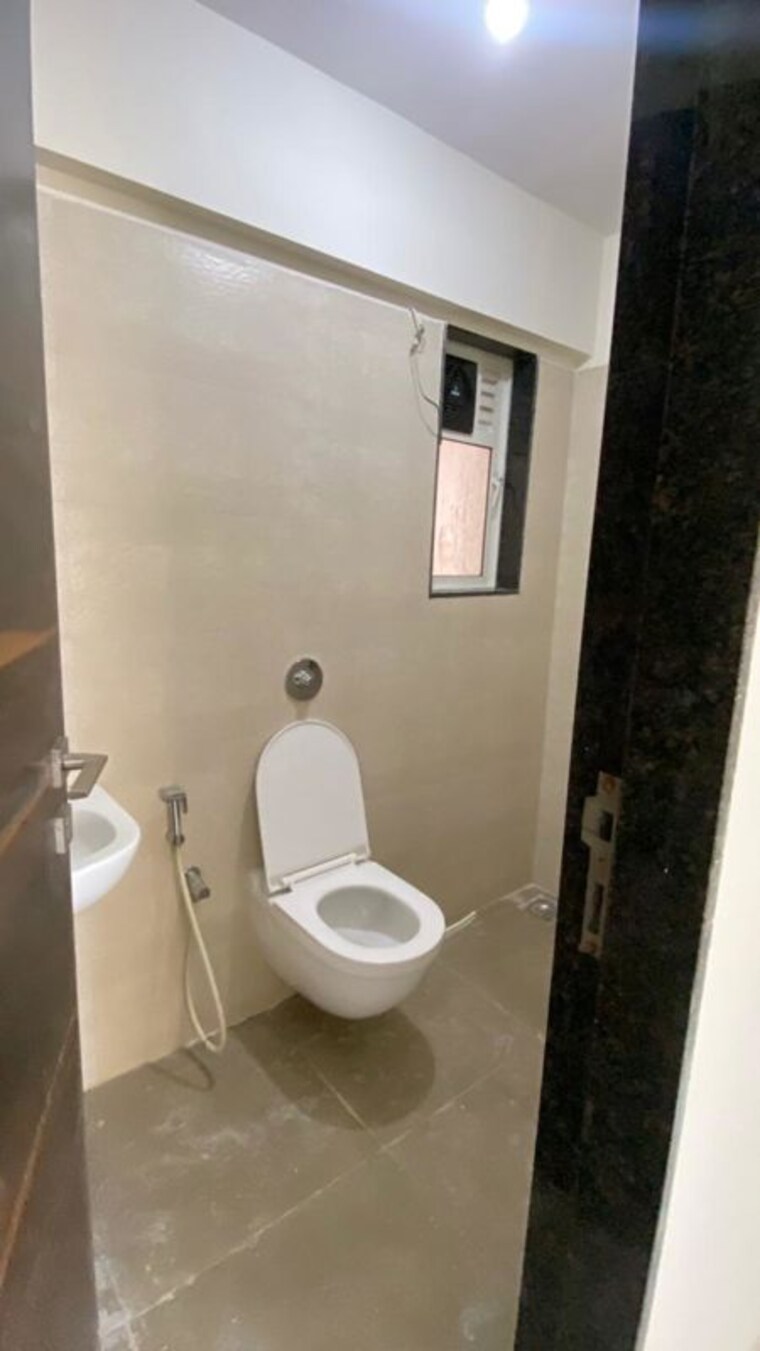Bathroom, jpv-pratap-cress 2 Bedroom 700 Sq.Ft. Apartment In Malad West Mumbai 10387916