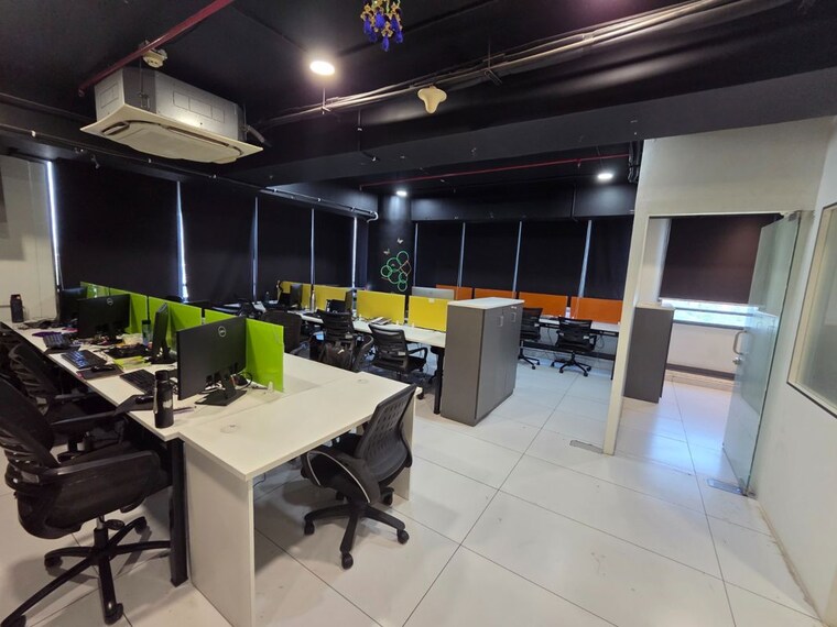 Team Area, true-westgate Commercial Office Space 1890 Sq.Ft. In Makarba Ahmedabad 10387937