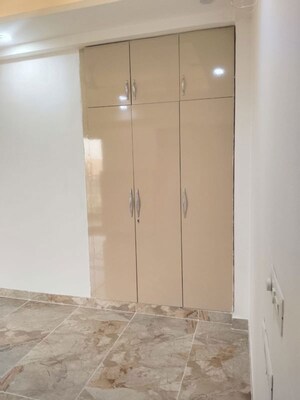 Room in 3 BHK Apartment at Shahpur Bamheta – for Rent