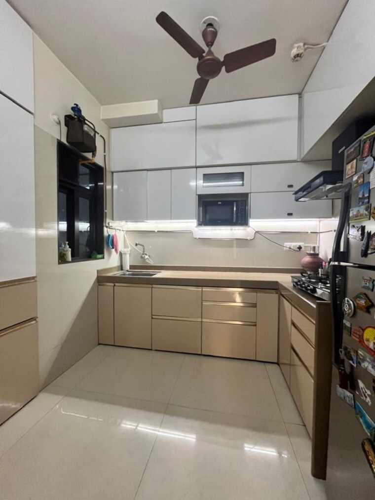 Kitchen, raj-tattva 5 Bedroom 1500 Sq.Ft. Apartment In Kapur Bawdi Thane 10047055