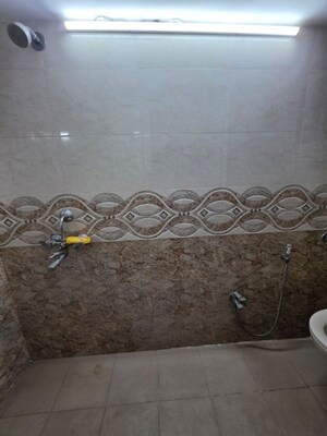 Bathroom in 3 BHK Villa at Chembur – for Rent