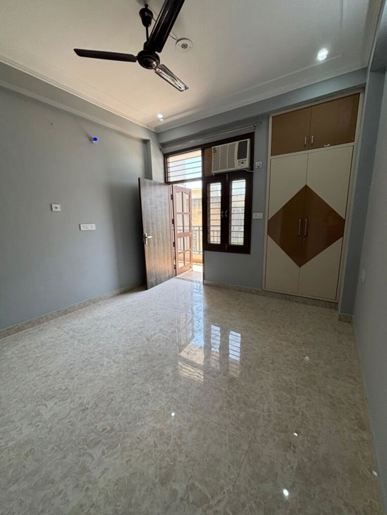 Room, sushant lok iii 3 Bedroom 2150 Sq.Ft. Builder Floor In Sushant Lok Iii Gurgaon 10388006