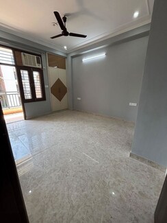 3 BHK Builder Floor For Rent in Sushant Lok III