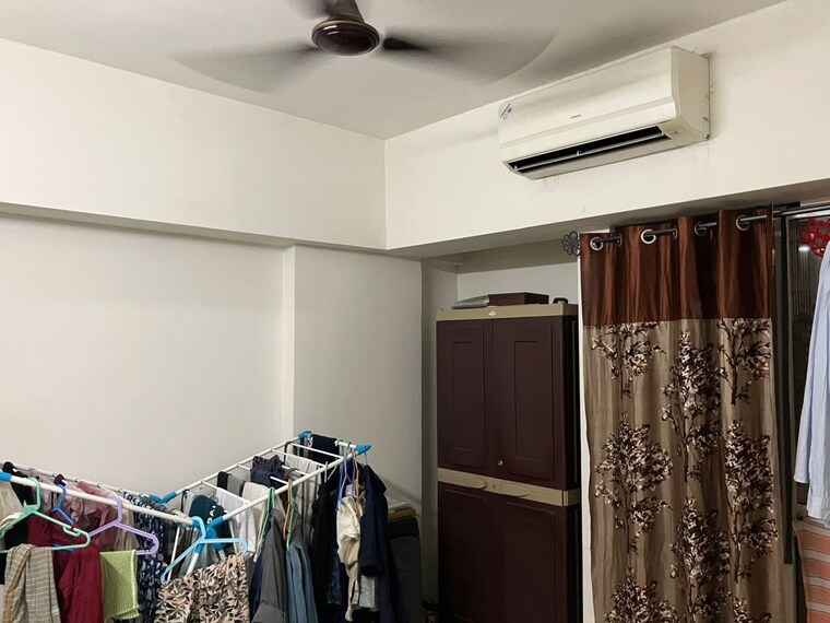 Gym, lodha-amara 1 Bedroom 430 Sq.Ft. Apartment In Kolshet Road Thane 10388022