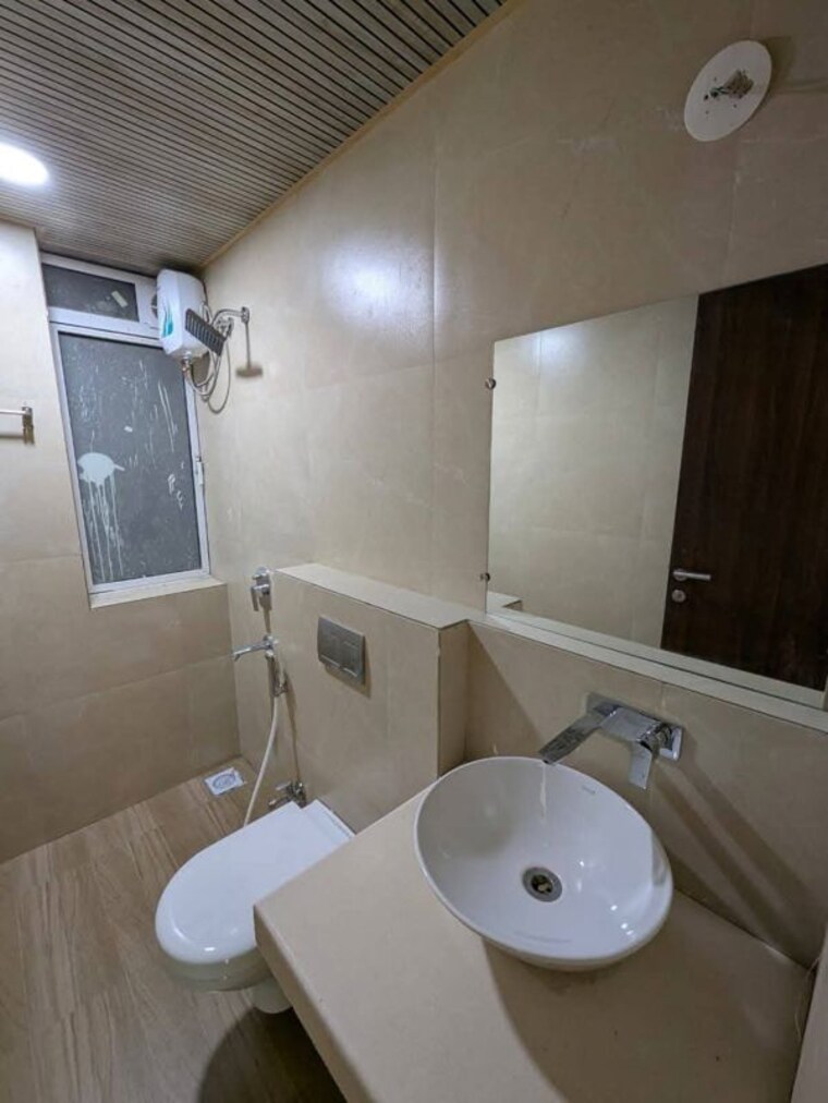 Bathroom, tridhaatu-morya 2 Bedroom 680 Sq.Ft. Apartment In Chembur Mumbai 10388023