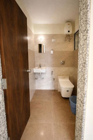 Bathroom in 2 BHK Apartment at Sun United Eldora, Chembur – for Sale