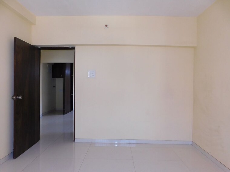 Living Room, sun-united-eldora 2 Bedroom 650 Sq.Yd. Apartment In Chembur Mumbai 10388085
