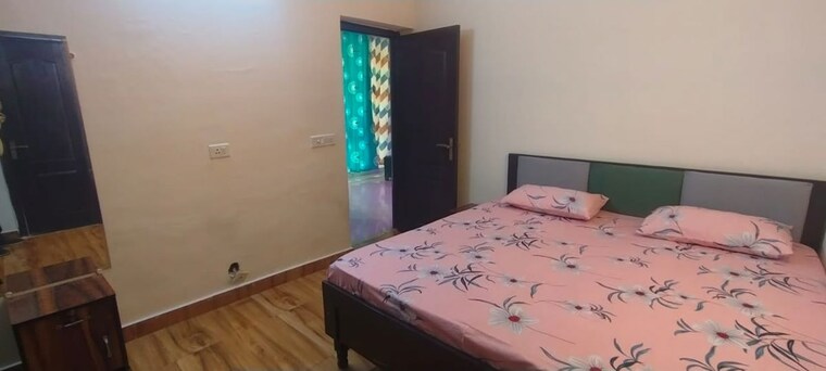 Bedroom, aditya-celebrity-homes 2 Bedroom 1110 Sq.Ft. Apartment In Sector 76 Noida 10388133