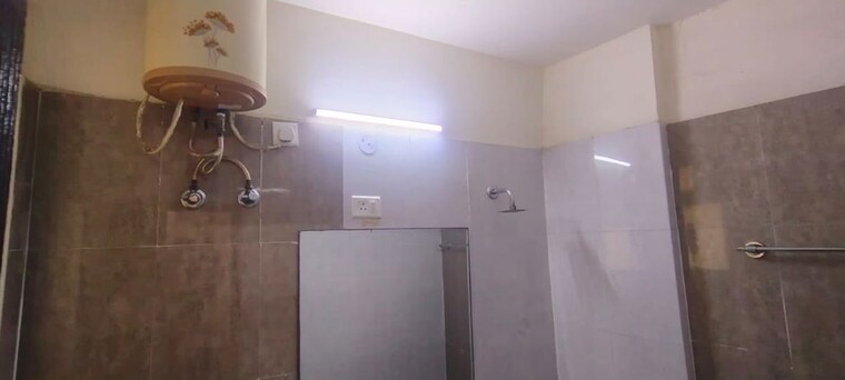 Kitchen, aditya-celebrity-homes 2 Bedroom 1110 Sq.Ft. Apartment In Sector 76 Noida 10388133