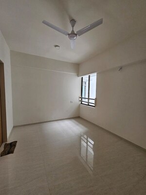 Room in  Apartment at Lodha Eternis, Andheri East – for Rent