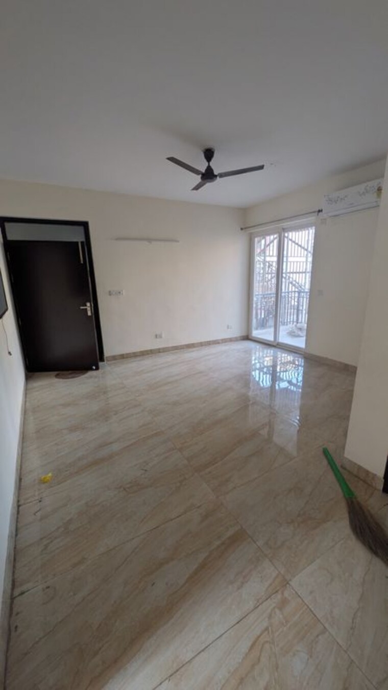 Room, orris-aster-court-premier 4 Bedroom 2400 Sq.Ft. Apartment In Sector 85 Gurgaon 10388159
