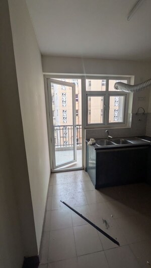 Room in 4 BHK Apartment at Orris Aster Court Premier, Sector 85 – for Rent