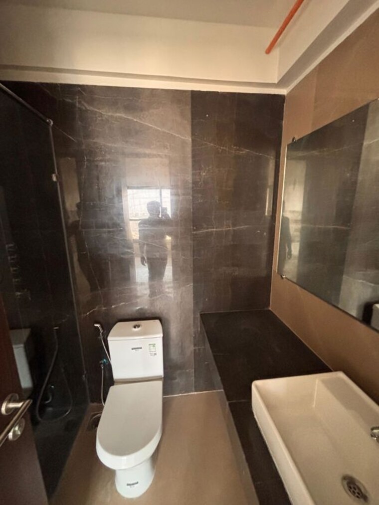 Team Area, kalpataru-magnus 2 Bedroom 750 Sq.Ft. Apartment In Bandra East Mumbai 10388162
