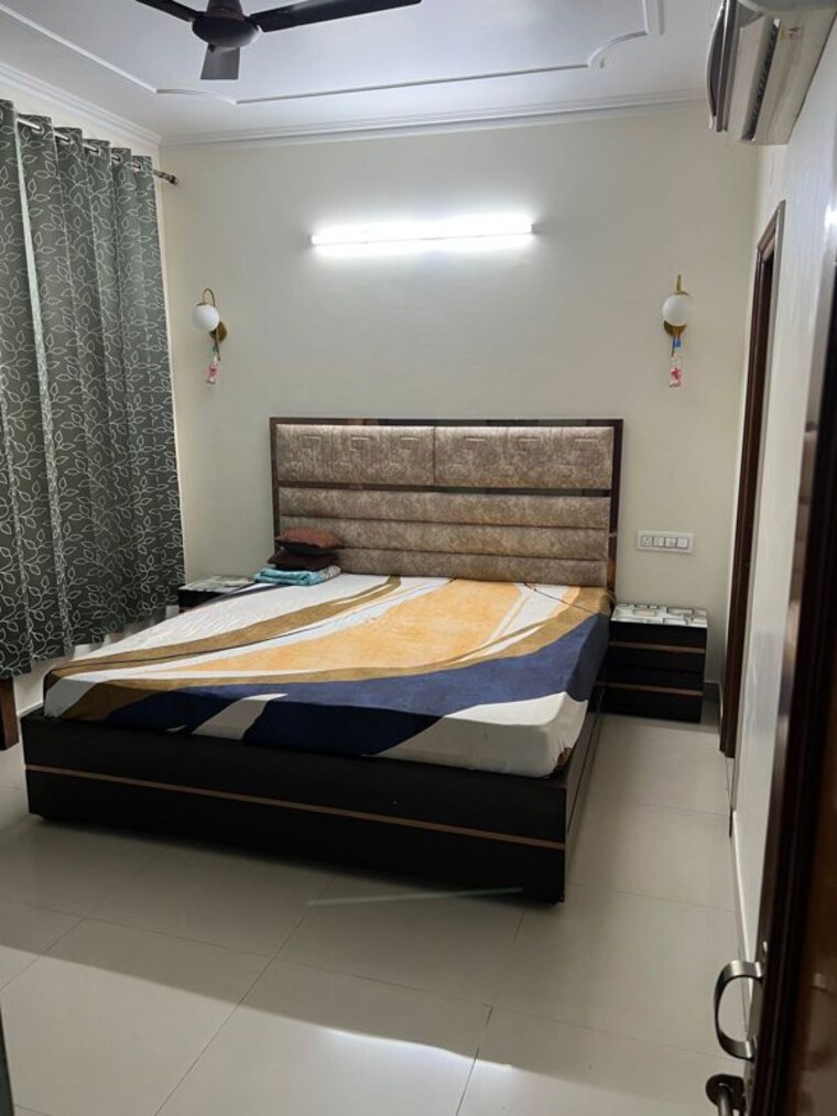 Bedroom, penta-homes 2 Bedroom 900 Sq.Ft. Apartment In Vip Road Zirakpur 10388164