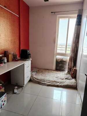 Bathroom in Studio Apartment at Stellar Mi Citihomes, Omicron Iii Greater Noida – for Rent
