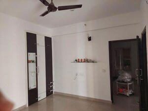 Room in 2.5 BHK Apartment at Eros Sampoornam, Sector 2 Greater Noida – for Sale