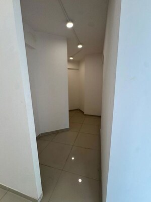 Bathroom in 4 BHK Apartment at Crystal Vue, Sion – for Sale