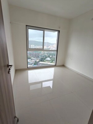 Room in 2 BHK Apartment at Ashar Axis, Majiwada – for Rent
