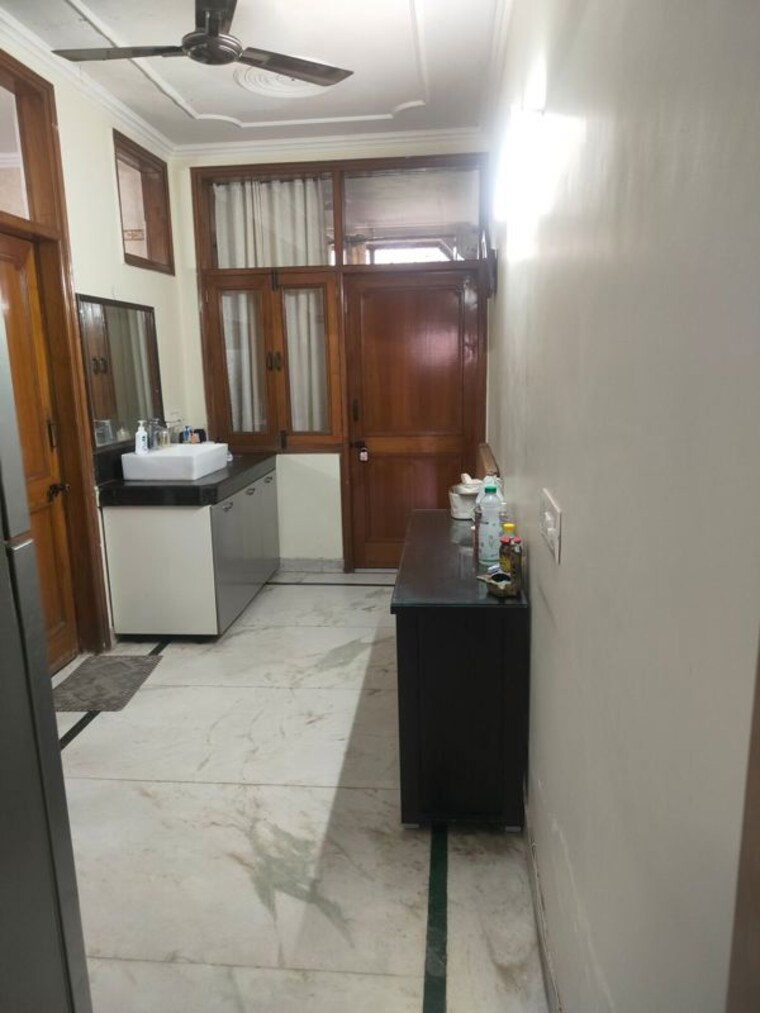 Lobby, lajpat nagar i 1 Bedroom 900 Sq.Ft. Builder Floor In Lajpat Nagar I Delhi 10388274