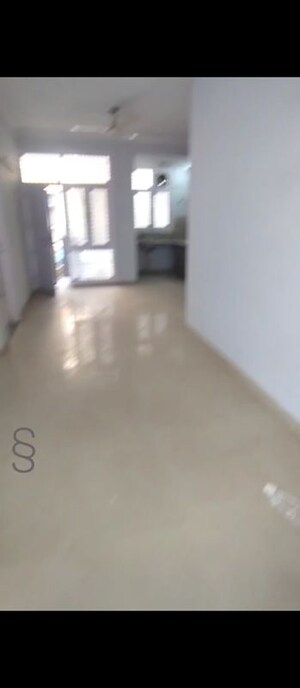 Room in 6 BHK Independent House at Ansal Sushant Floors, Sushant Lok ii – for Sale