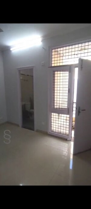 Living Room in 6 BHK Independent House at Ansal Sushant Floors, Sushant Lok ii – for Sale