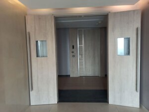 Room in 2 BHK Apartment at M3M Urbana Premium, Sector 67 – for Sale