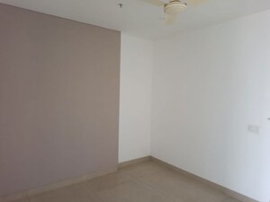Room in 2 BHK Apartment at M3M Urbana Premium, Sector 67 – for Sale
