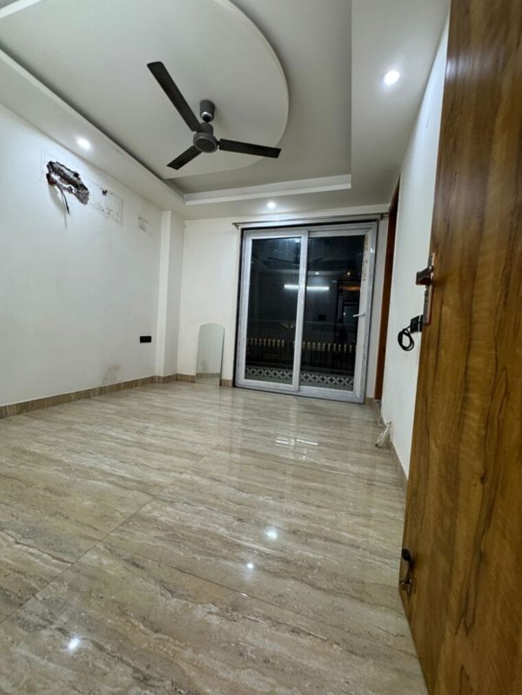 Room, chattarpur 2 Bedroom 900 Sq.Ft. Apartment In Chattarpur Delhi 10388338