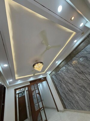 Balcony in 3 BHK Builder Floor at Sector 73 – for Sale