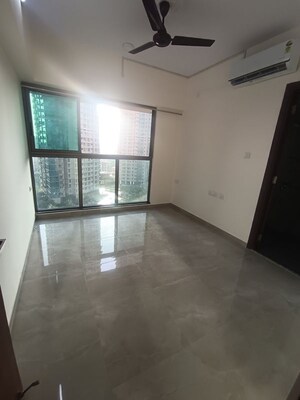 Master Bedroom in 2 BHK Apartment at Sheth Auris Bliss, Malad West – for Rent