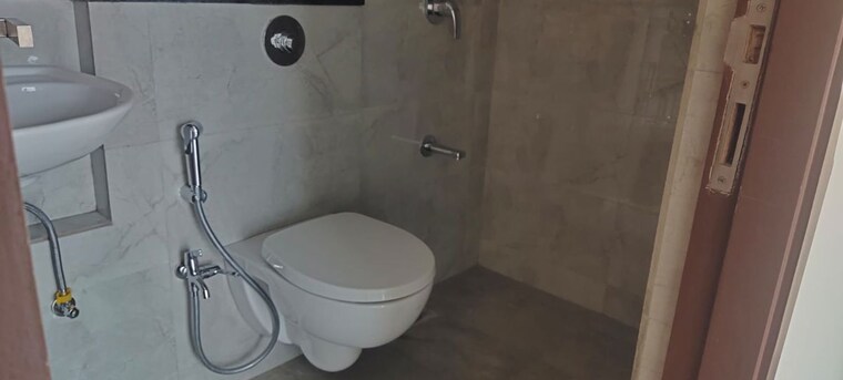 Bathroom, sheth-irene 1 Bedroom 438 Sq.Ft. Apartment In Malad West Mumbai 10388362