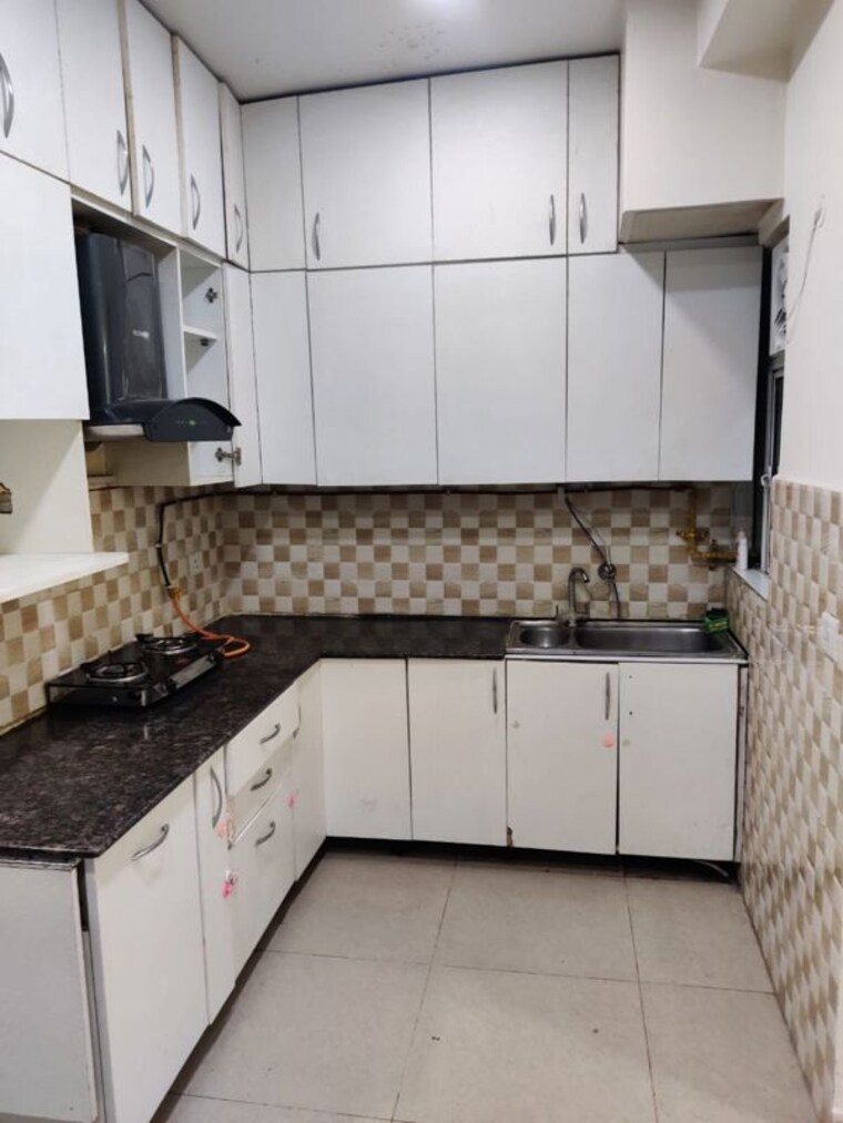 Kitchen, gaur-city-2-11th-avenue 4 Bedroom 1880 Sq.Ft. Apartment In Sector 16c Greater Noida Greater Noida 10388364