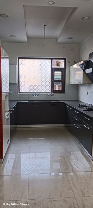 Kitchen in 3 BHK Apartment at Panchkula Urban Estate – for Rent