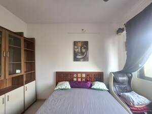 Bedroom in 2 BHK Apartment at Lodha Paradise, Majiwada – for Rent